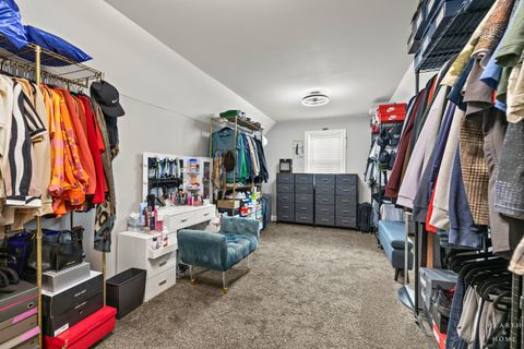 Tiny photo for 2184 Schrader Lane, North Aurora, IL 60542 (MLS # 12606218)