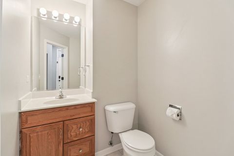 Tiny photo for 622 W Kristina Lane, Round Lake, IL 60073 (MLS # 12587112)