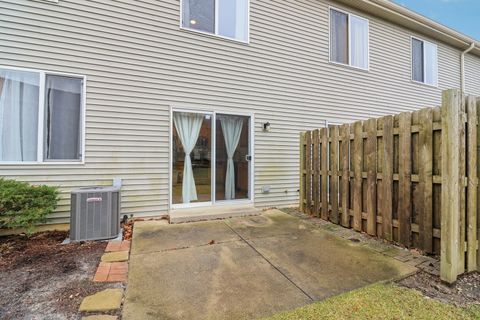 Tiny photo for 622 W Kristina Lane, Round Lake, IL 60073 (MLS # 12587112)