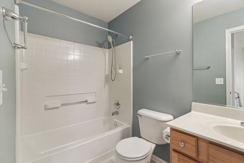 Tiny photo for 622 W Kristina Lane, Round Lake, IL 60073 (MLS # 12587112)