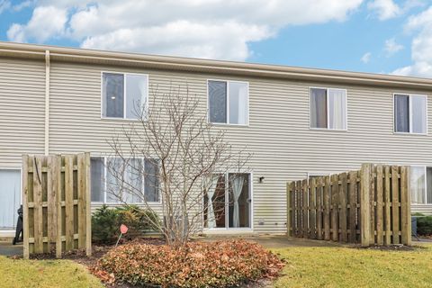 Tiny photo for 622 W Kristina Lane, Round Lake, IL 60073 (MLS # 12587112)