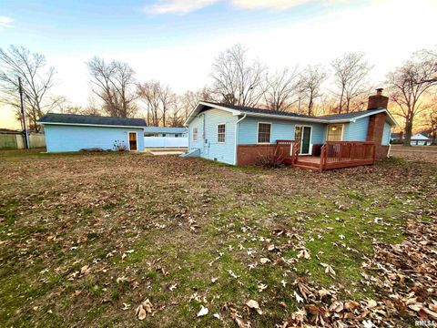 Tiny photo for 274 OAKTREE Avenue, Salem, IL 62881 (MLS # EB460705)