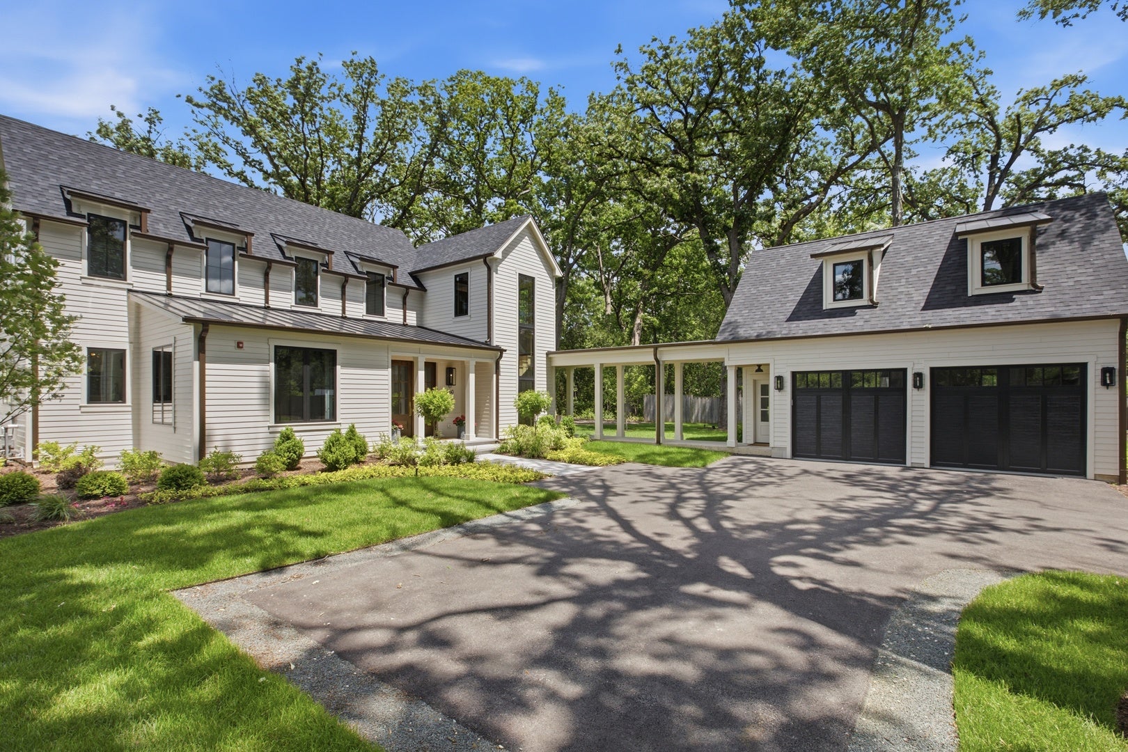 1360 W Everett Road
