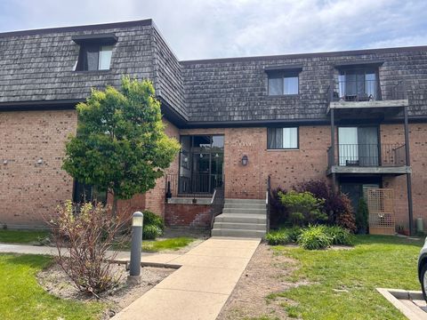 Photo of 5 Oak Creek Drive #3109, Buffalo Grove, IL 60089 (MLS # 12643180)