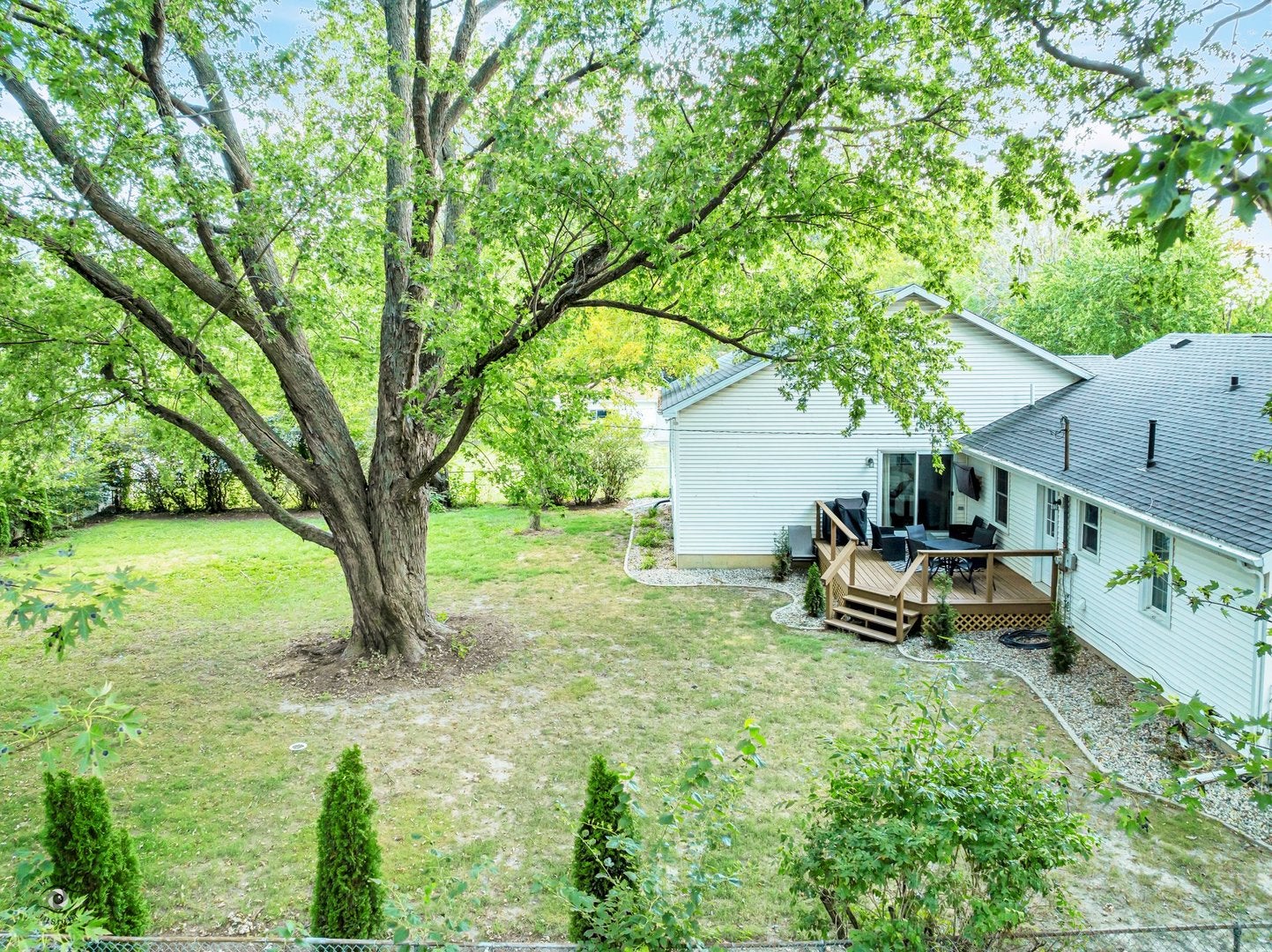 830 W River Street