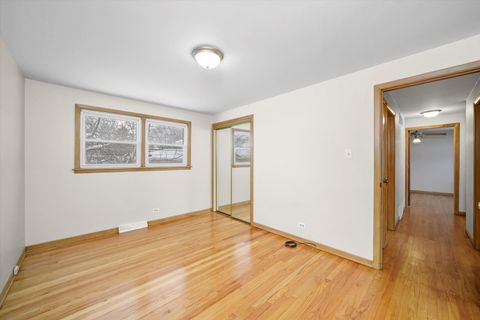 Tiny photo for 16049 Minerva Avenue, South Holland, IL 60473 (MLS # 12584988)