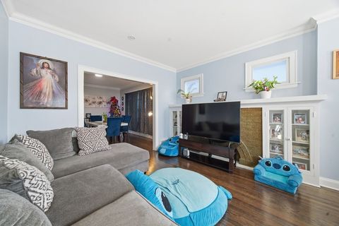 Tiny photo for 6047 S Richmond Street, Chicago, IL 60629 (MLS # 12548571)