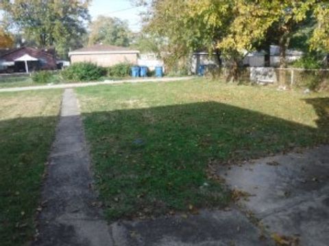 A home in Calumet Park