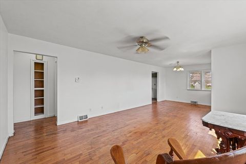 Tiny photo for 404 S Maple Street, Gilman, IL 60938 (MLS # 12589411)