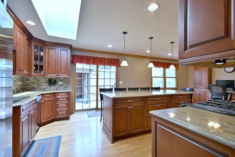 Tiny photo for 8800 Richard Street, River Grove, IL 60171 (MLS # 12644794)