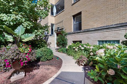 Tiny photo for 5924 N Paulina Street #1E, Chicago, IL 60660 (MLS # 12462438)