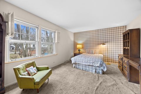 Tiny photo for 1031 Indian Road, Glenview, IL 60025 (MLS # 12590827)