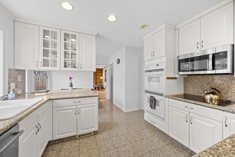 Tiny photo for 1031 Indian Road, Glenview, IL 60025 (MLS # 12590827)