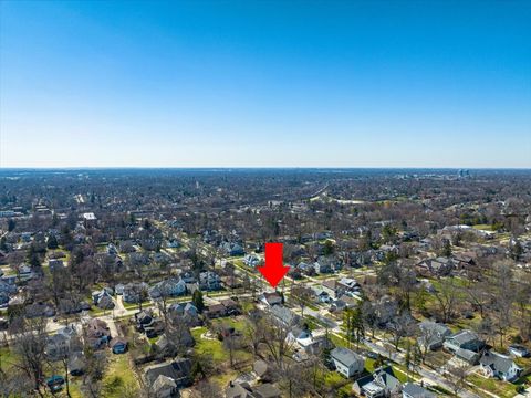 Tiny photo for 354 Hawthorne Boulevard, Glen Ellyn, IL 60137 (MLS # 12570817)