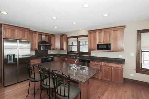 Tiny photo for 354 Hawthorne Boulevard, Glen Ellyn, IL 60137 (MLS # 12570817)