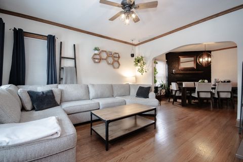 Tiny photo for 2614 Euclid Avenue, Berwyn, IL 60402 (MLS # 12557290)