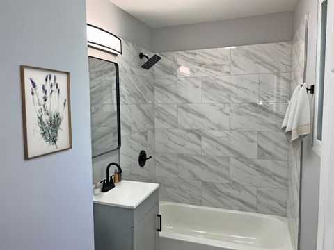 Tiny photo for 14633 Keystone Avenue #3H, Midlothian, IL 60445 (MLS # 12649355)
