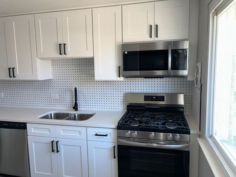 Tiny photo for 14633 Keystone Avenue #3H, Midlothian, IL 60445 (MLS # 12649355)