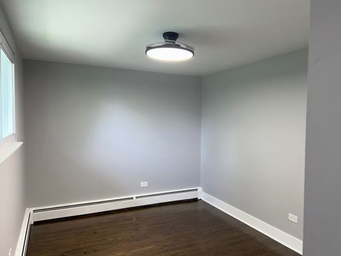 Tiny photo for 14633 Keystone Avenue #3H, Midlothian, IL 60445 (MLS # 12649355)