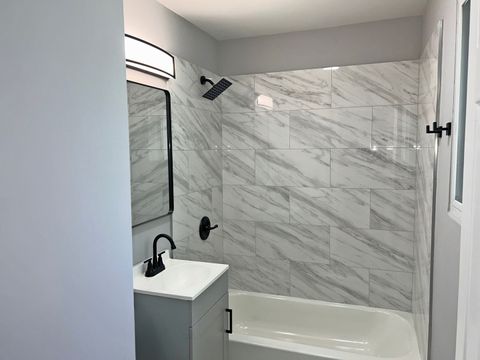Tiny photo for 14633 Keystone Avenue #3H, Midlothian, IL 60445 (MLS # 12649355)
