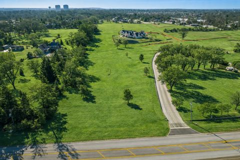 23W731 Hobson Road Naperville IL 60540