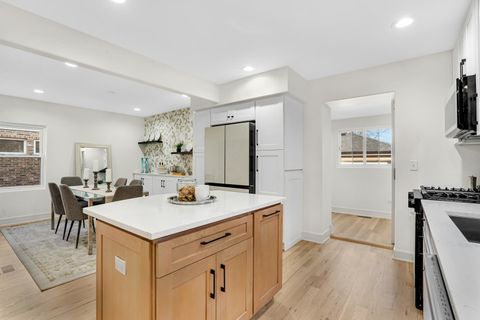 Tiny photo for 10141 S Artesian Avenue, Chicago, IL 60655 (MLS # 12538296)