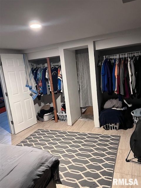 Tiny photo for 2610 31ST Street, Moline, IL 61265 (MLS # QC4267977)