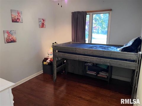 Tiny photo for 2610 31ST Street, Moline, IL 61265 (MLS # QC4267977)