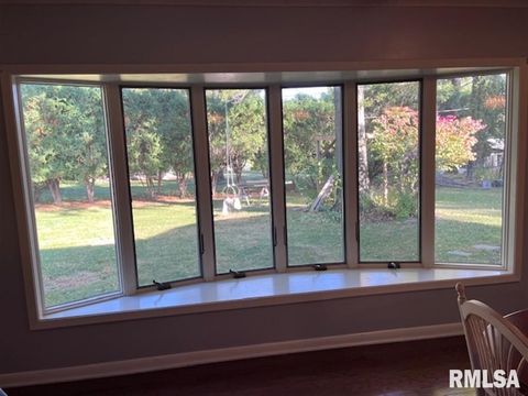 Tiny photo for 2610 31ST Street, Moline, IL 61265 (MLS # QC4267977)