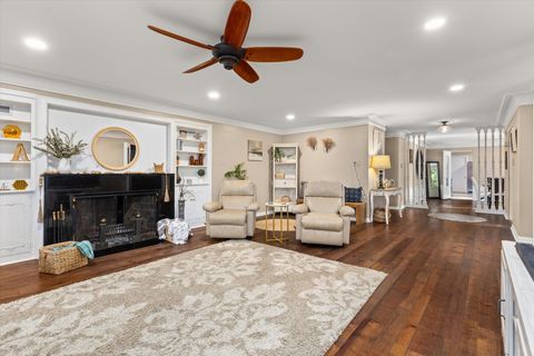 Tiny photo for 1 Ridge Place, Streator, IL 61364 (MLS # 12501557)