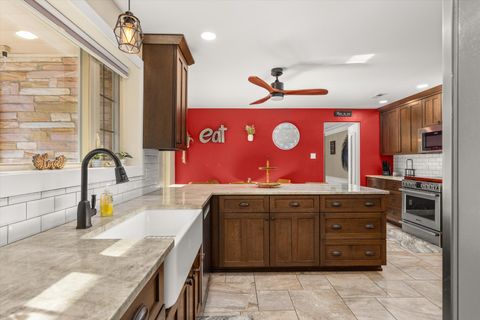 Tiny photo for 1 Ridge Place, Streator, IL 61364 (MLS # 12501557)