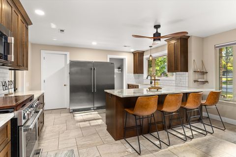 Tiny photo for 1 Ridge Place, Streator, IL 61364 (MLS # 12501557)