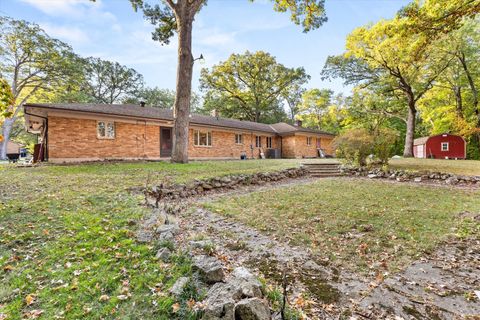 Tiny photo for 1 Ridge Place, Streator, IL 61364 (MLS # 12501557)
