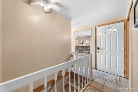 Tiny photo for 6054 HAMPTON Drive, Carpentersville, IL 60110 (MLS # 12618199)