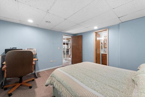Tiny photo for 6054 HAMPTON Drive, Carpentersville, IL 60110 (MLS # 12618199)