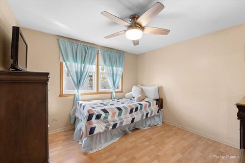 Tiny photo for 6054 HAMPTON Drive, Carpentersville, IL 60110 (MLS # 12618199)