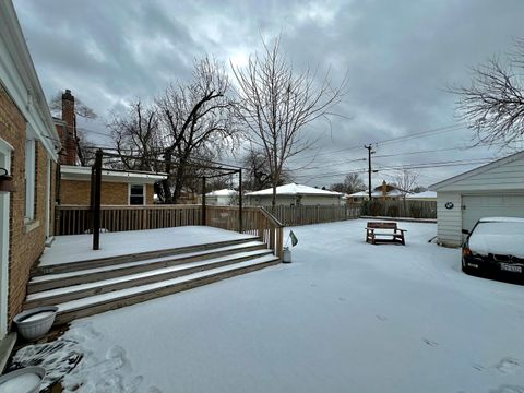 Tiny photo for 1636 Manchester Avenue, Westchester, IL 60154 (MLS # 12606290)