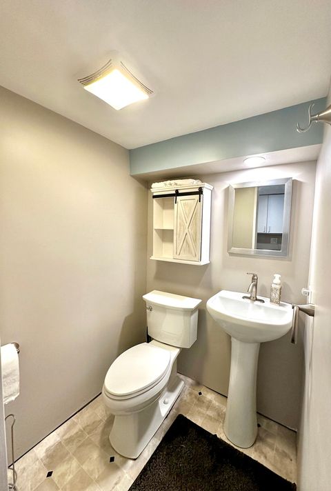 Tiny photo for 1636 Manchester Avenue, Westchester, IL 60154 (MLS # 12606290)