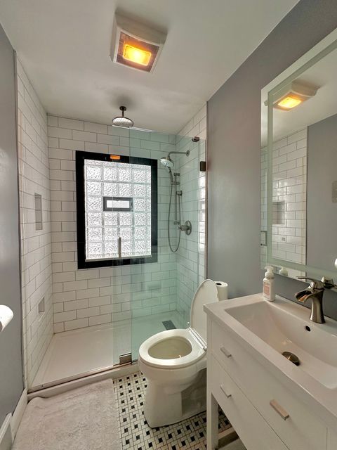 Tiny photo for 1636 Manchester Avenue, Westchester, IL 60154 (MLS # 12606290)