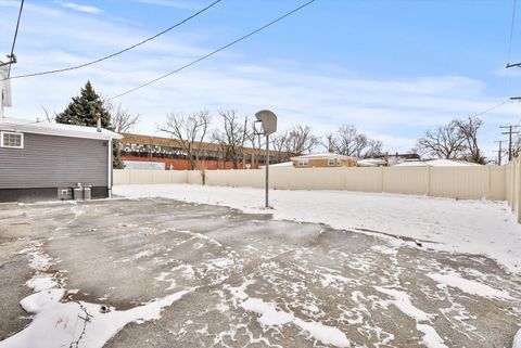 Tiny photo for 12404 S Wood Street, Calumet Park, IL 60827 (MLS # 12547899)