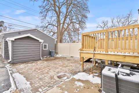 Tiny photo for 12404 S Wood Street, Calumet Park, IL 60827 (MLS # 12547899)