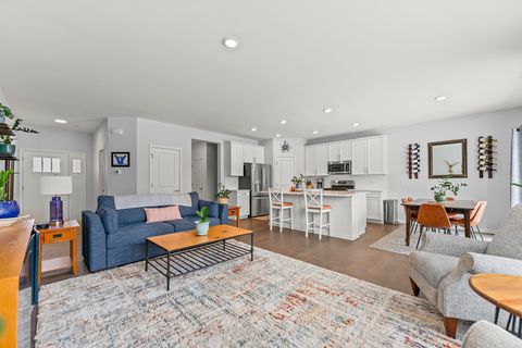 Tiny photo for 1241 Draper Road, McHenry, IL 60050 (MLS # 12553101)