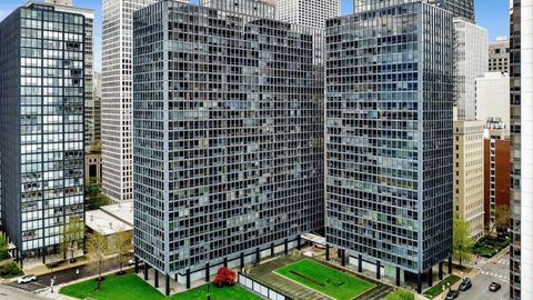 Photo of 900 N LAKE SHORE Drive #1706, Chicago, IL 60611 (MLS # 12658078)