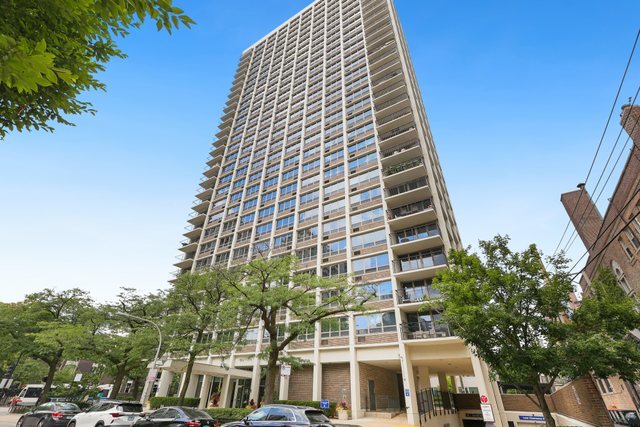 88 W Schiller Street 2907L