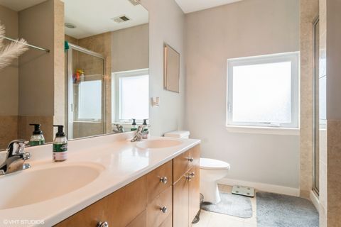 Tiny photo for 6201 S Drexel Avenue, Chicago, IL 60637 (MLS # 12431605)