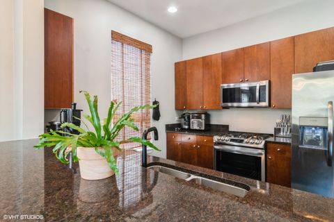 Tiny photo for 6201 S Drexel Avenue, Chicago, IL 60637 (MLS # 12431605)