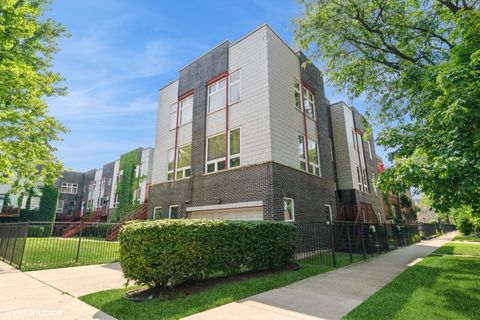 Tiny photo for 6201 S Drexel Avenue, Chicago, IL 60637 (MLS # 12431605)