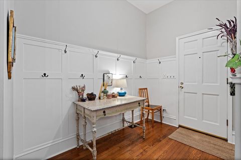 Tiny photo for 4004 N Clarendon Avenue #1, Chicago, IL 60613 (MLS # 12506526)