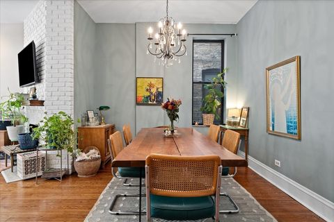 Tiny photo for 4004 N Clarendon Avenue #1, Chicago, IL 60613 (MLS # 12506526)