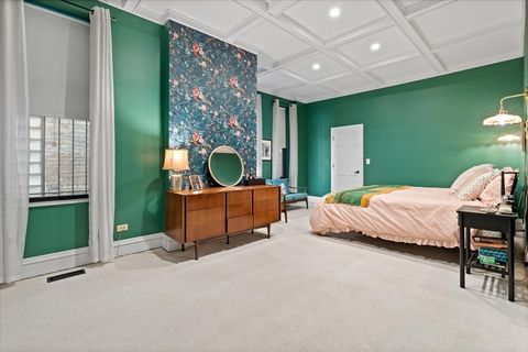 Tiny photo for 4004 N Clarendon Avenue #1, Chicago, IL 60613 (MLS # 12506526)